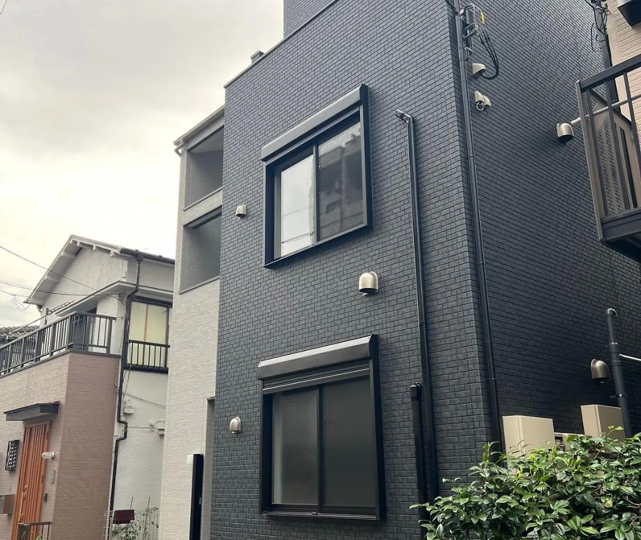 Shine大山町精品房101室 contacts